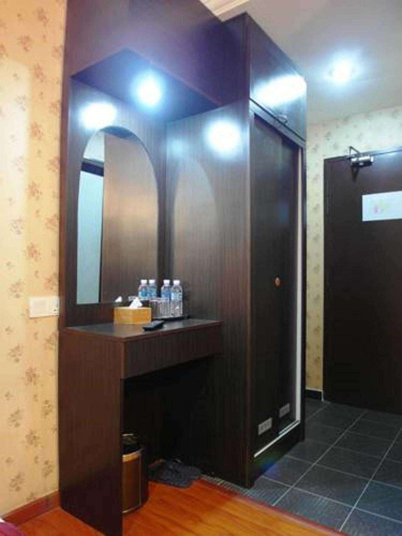 Classic Kinabalu Hotel Кота Кинабалу Екстериор снимка